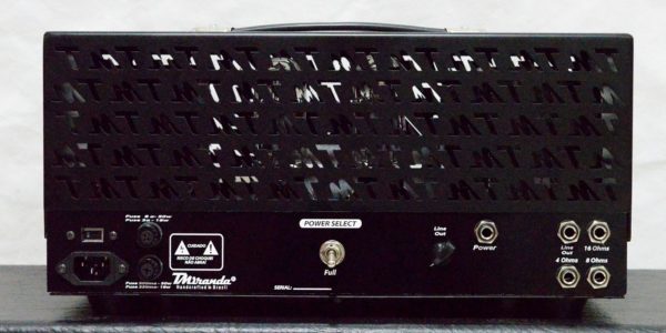 Amplificador valvulado Classic Deluxe Lt. (50w ou 18w) - Amplificadores valvulados & pedais de efeito - TMiranda